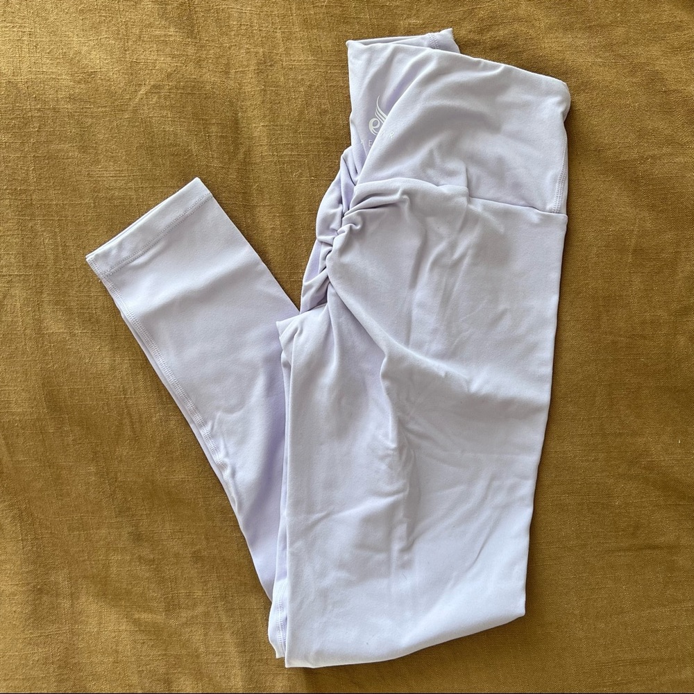NWT Ryderwear Staples Scrunch Bum Leggings - Lilac NWT